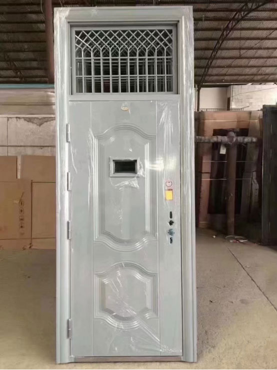 张掖学校教室门