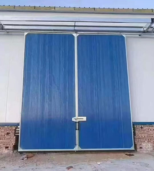 张掖工业门在大型仓储物流通道中的应用实例